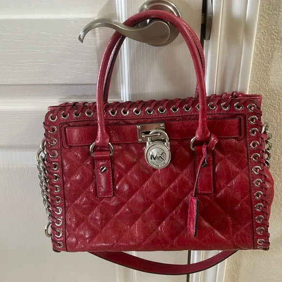 Michael Kors Hamilton Hippie Grommet Red bag - Picture 1 of 8